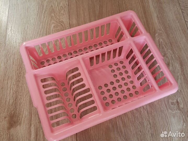 Детские игрушки, сушилка для посуды