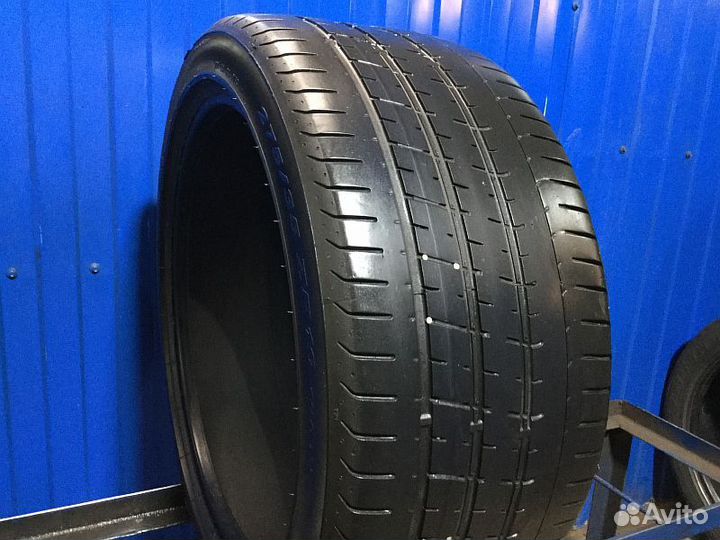 Pirelli P Zero 275/35 R19