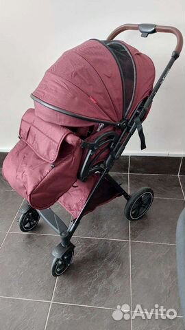 Коляска прогулочная с перекидной ручкой