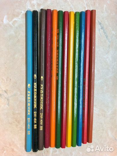 Цветные карандаши СССР Художник 12 шт