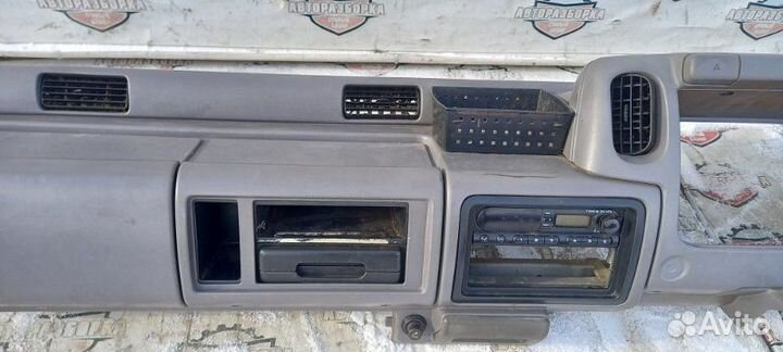 Торпедо Nissan Atlas M2F23 TD23 1992