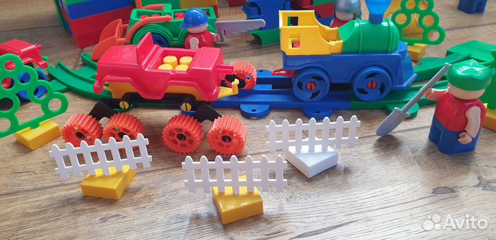 Конструктор bauer 985 деталей