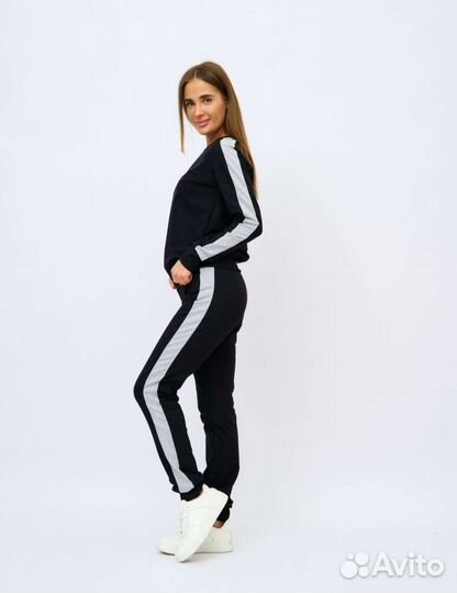 Спортивный костюм р.42-44