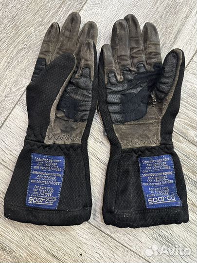 Перчатки для автоспорта