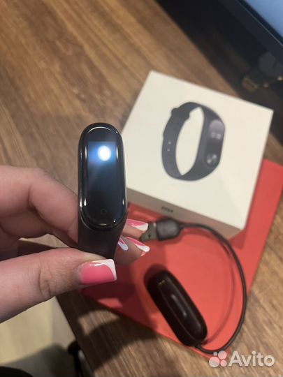 Фитнес браслет