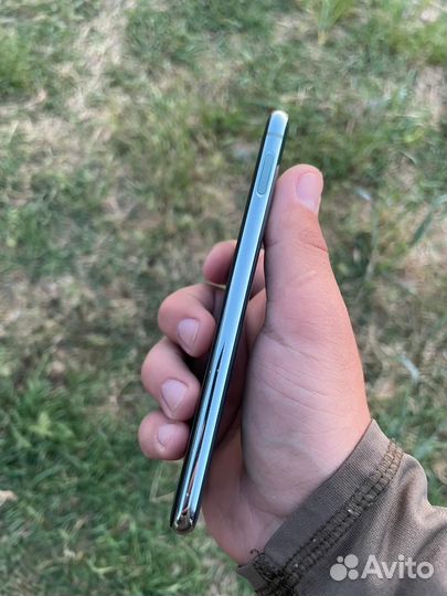 Samsung Galaxy S10e, 6/128 ГБ