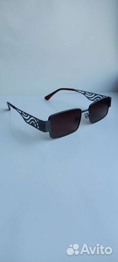 Очки солнцезащитные Dior