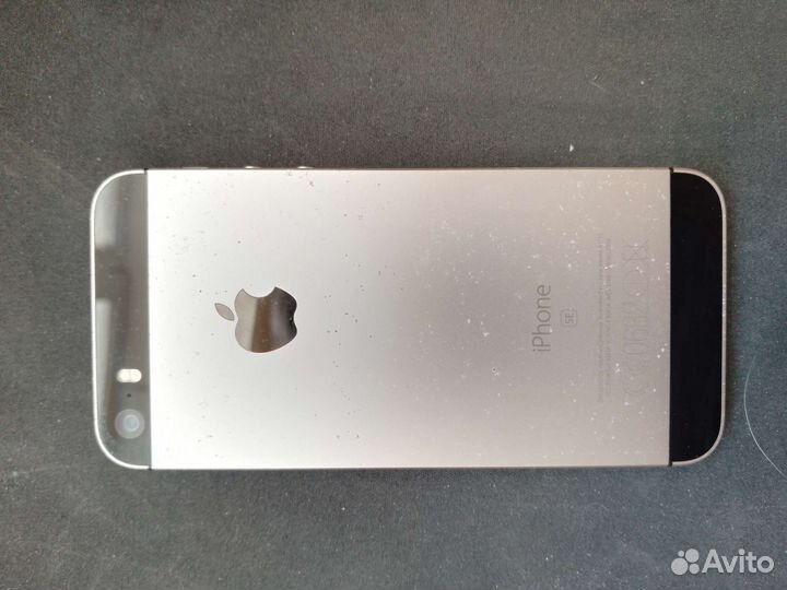 iPhone SE, 32 ГБ