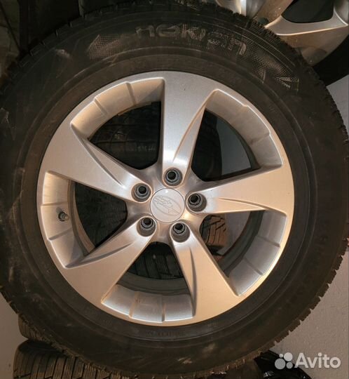 Nokian Tyres Hakkapeliitta R SUV 225/60 R16 102R