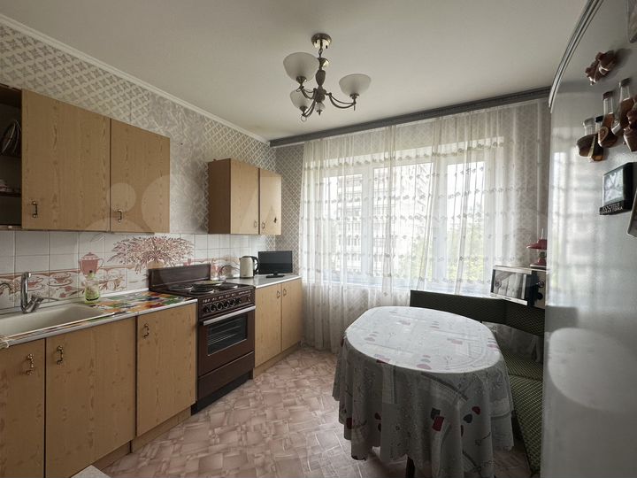 2-к. квартира, 53 м², 5/12 эт.