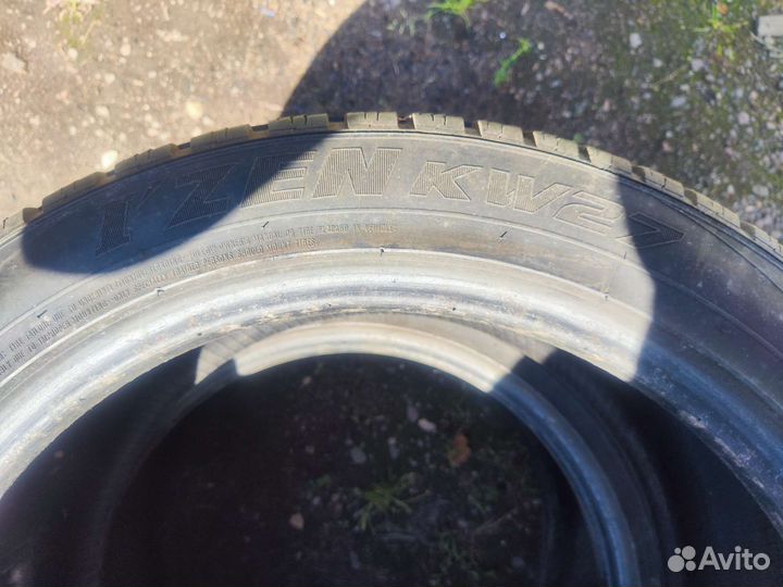 Kumho I'Zen KW27 245/45 R18 95V