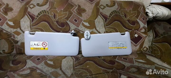 Солнцезащитный козырек Toyota Sienta 170