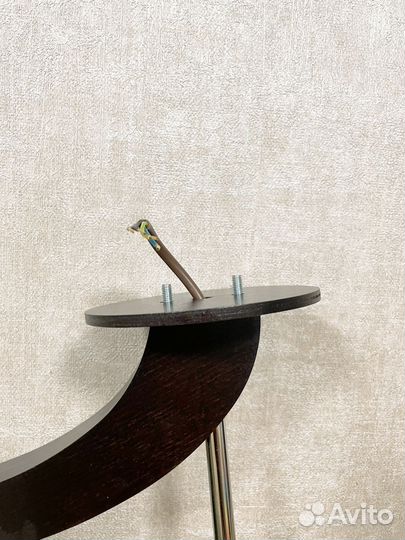 Люстра деревянная без плафонов