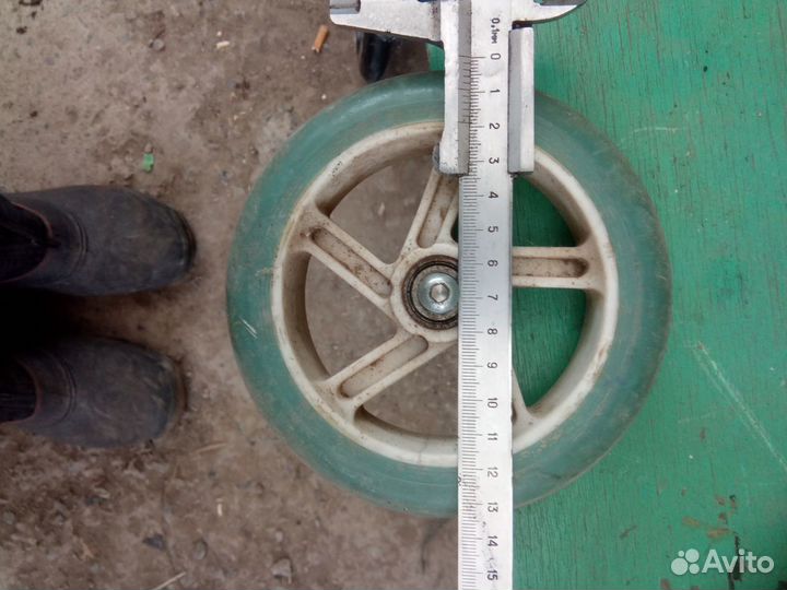 Колесо для самоката