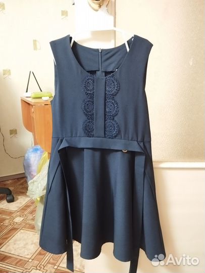 Продам школьный сарафан для девочки