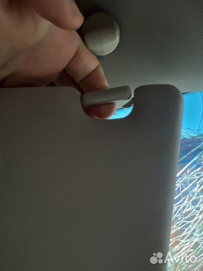 Infiniti QX70 Козырек левый