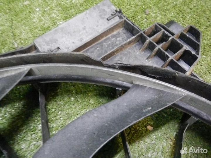 Вентилятор радиатора в сборе с диффузором Mercedes-Benz GLE