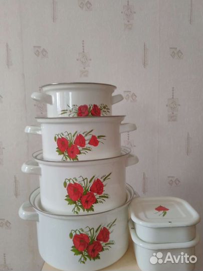 Набор кастрюль эмалированных СССР