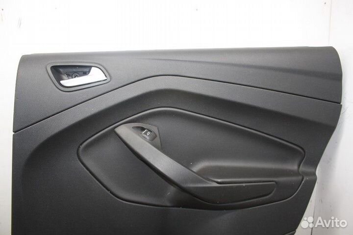 Обшивка двери задней правой ford kuga II 2012