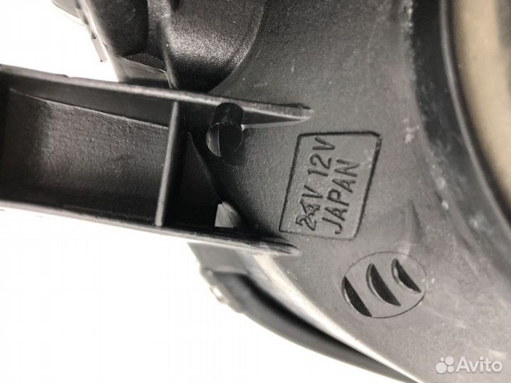 Фара правая Toyota Corolla 10 (E140\ E150)