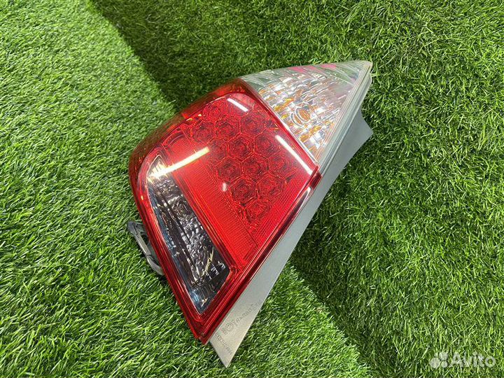 Стоп-сигнал задний левый Honda Fit GD2 L13A 2005