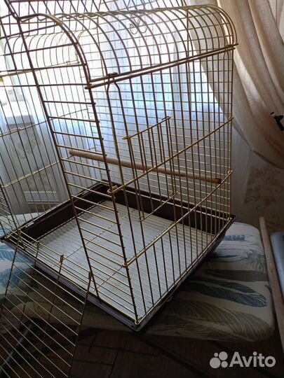 Клетка для попугая среднего