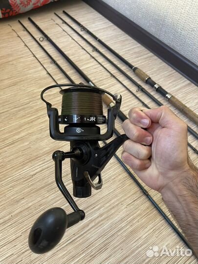 2 фидера и карповая катушка