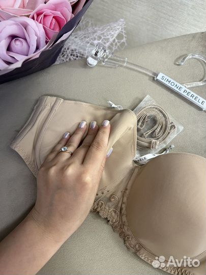 Бюстгальтер 70D simone perele