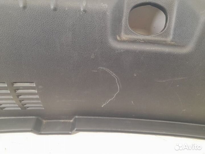 Накладка замка багажника Kia Rio 4 2017-2020