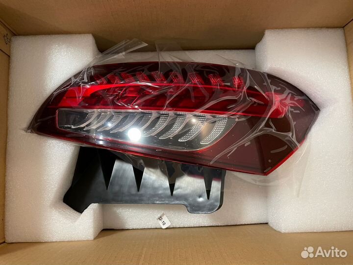 Фонарь задний правый наружный W213 Mercedes 2020