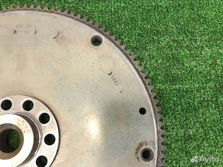 Маховик Audi A5 8T cala 2008