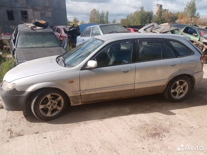 Бардачок Mazda 323 BJ