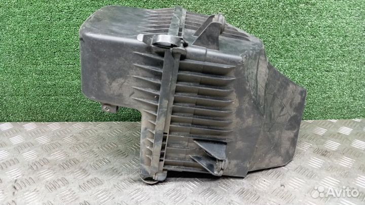 Корпус воздушного фильтра Hyundai Grand Starex