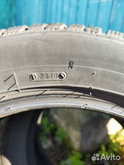 Tigar Winter 215/55 R17 98V