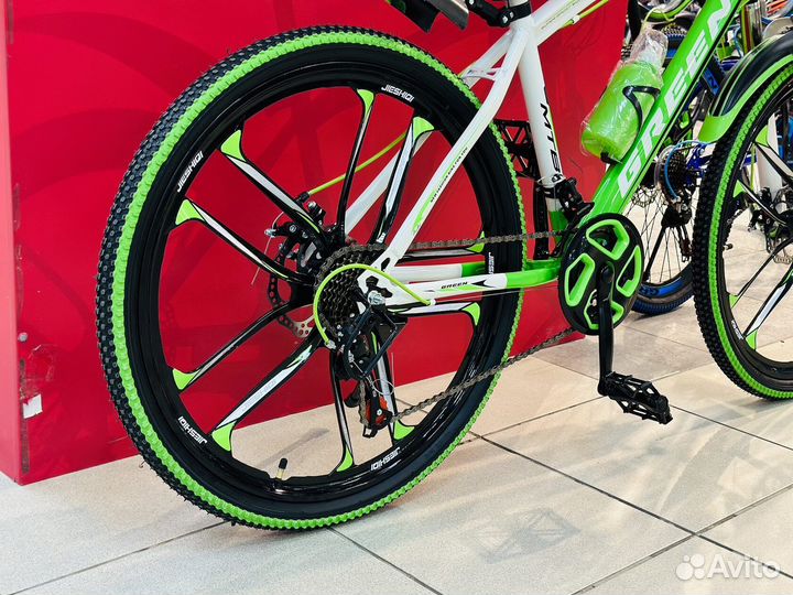 Велосипед горный на литых дисках 26R (бело-зел)