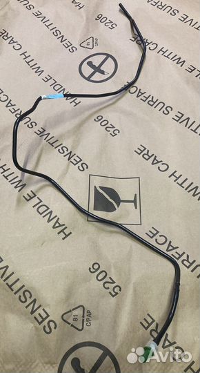 Трубка удаления воздуха 1K0201931G