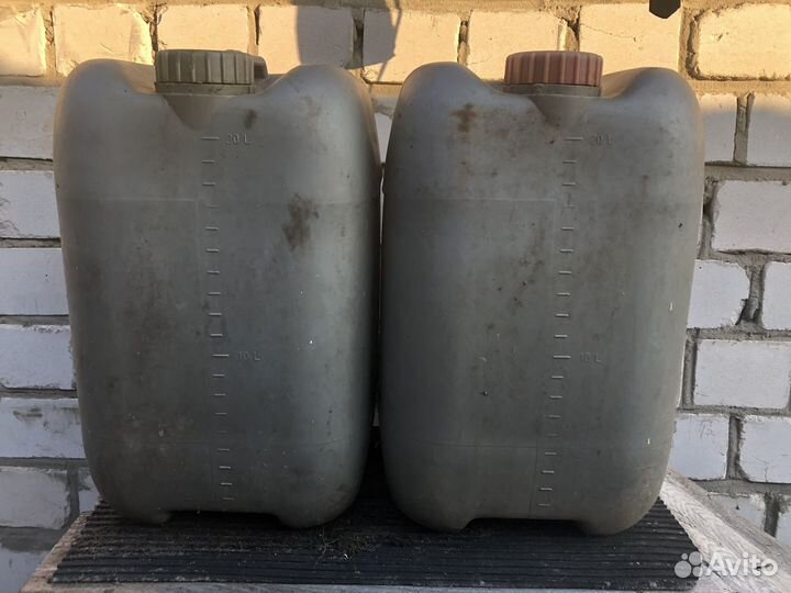 Канистры пластиковые бу