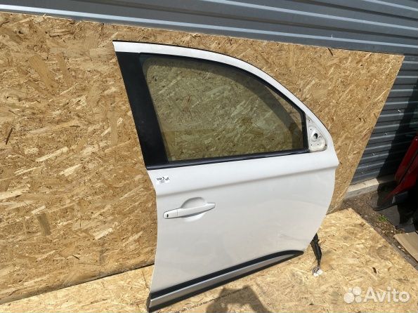 Дверь передняя правая Mitsubishi Outlander III GF
