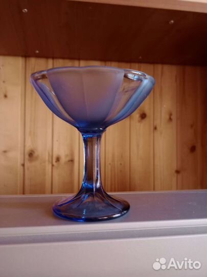 Вазочка,креманка старинная,пузырьки