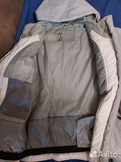 Куртка спортивная женская 44