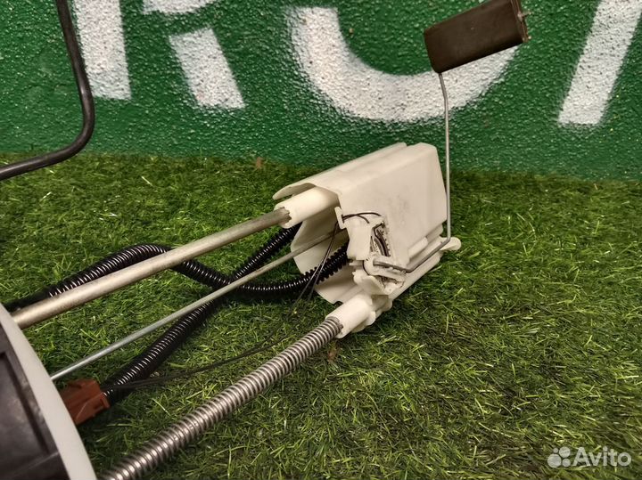 Топливный насос в сборе для Nissan Navara D40