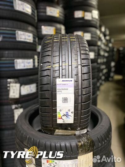 Michelin Pilot Sport 5 255/35 R20 97Y