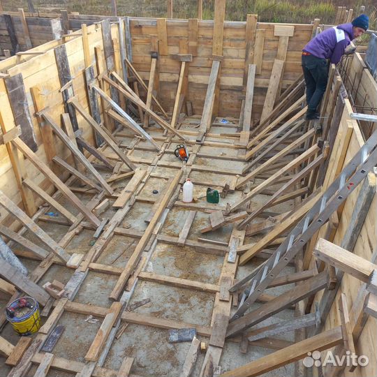 Строительство фундамента