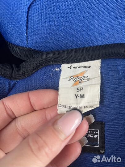 Нагрудник хоккейный детский