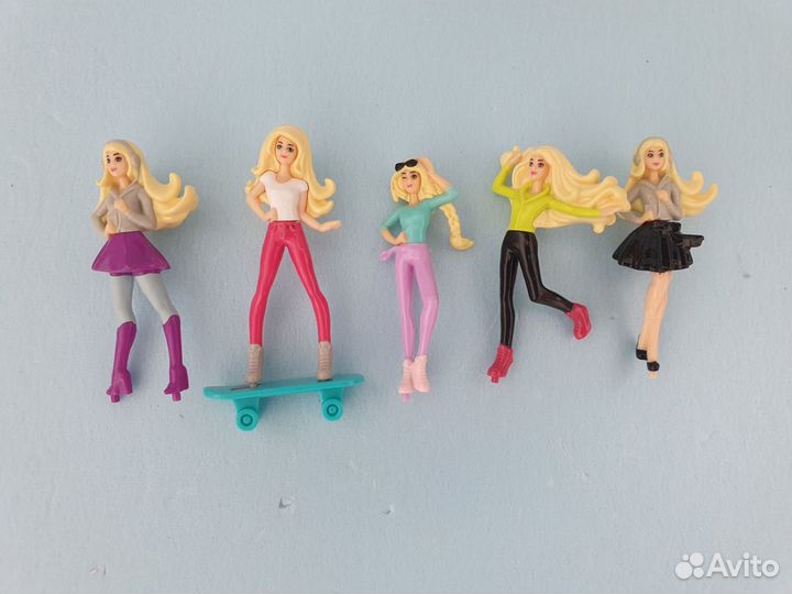 Игрушки киндер винкс, hello kitty, маша и медведь