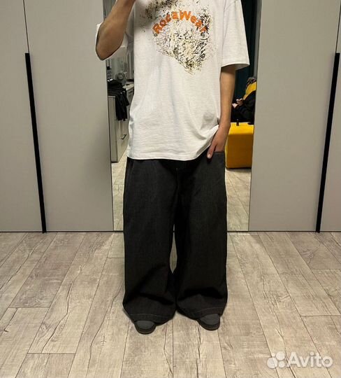 Джинсы широкие