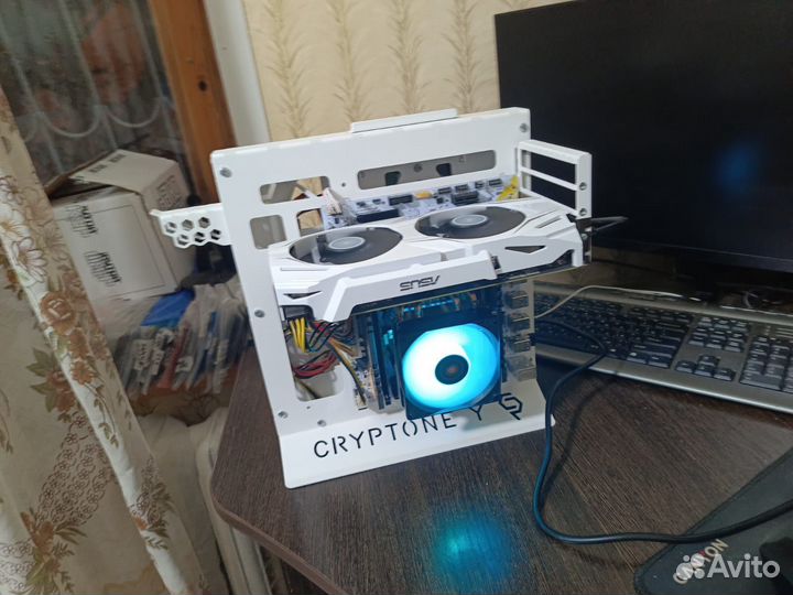 Cryptone: Intel 20x3,5ghz 16ddr4, Gtx1060, ssd+1tb