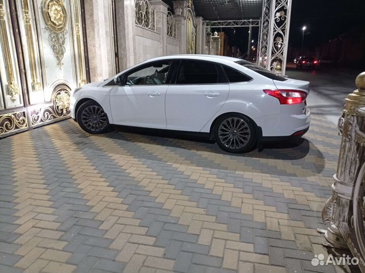Ford Focus 1.6 МТ, 2012, 175 000 км