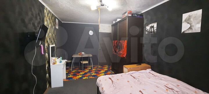 Комната 26 м² в 5-к., 5/5 эт.