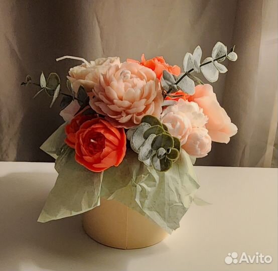 Свечной букет 3, цветы пионы